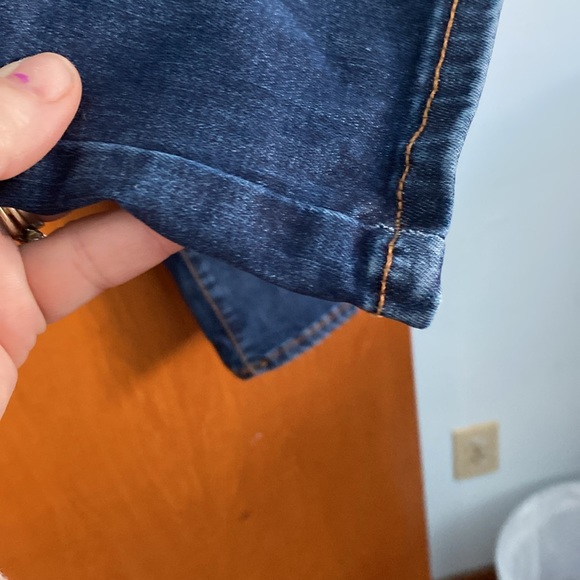 Can’t fit into - Picture 2 of 4